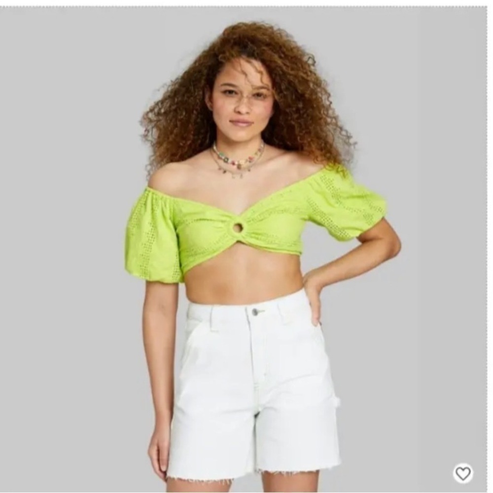 🌟WILD Fable Puff Sleeve Keyhole Lace up Back Lime Green Top🌟